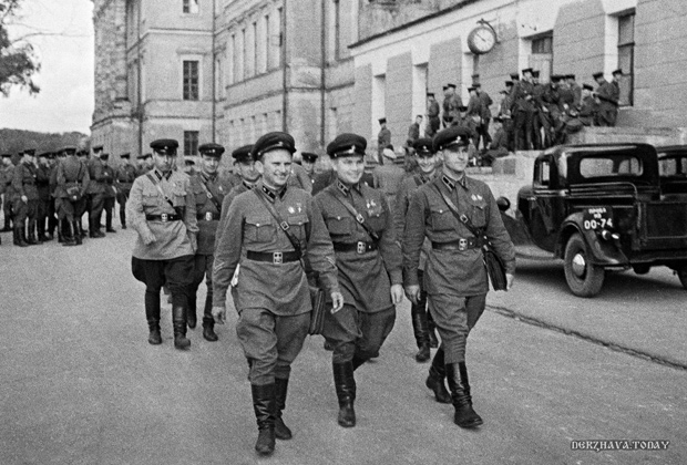 Выпускники Военной Академии им. Сталина. Москва, июнь 1941 года